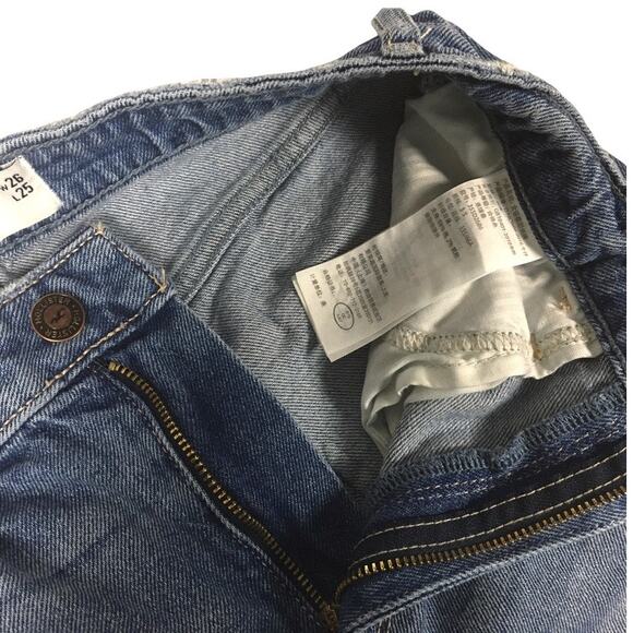 Hollister Mom Jeans Curvy High-Rise Light Wash Blue Denim Distressed Juniors 3S - Picture 8 of 12